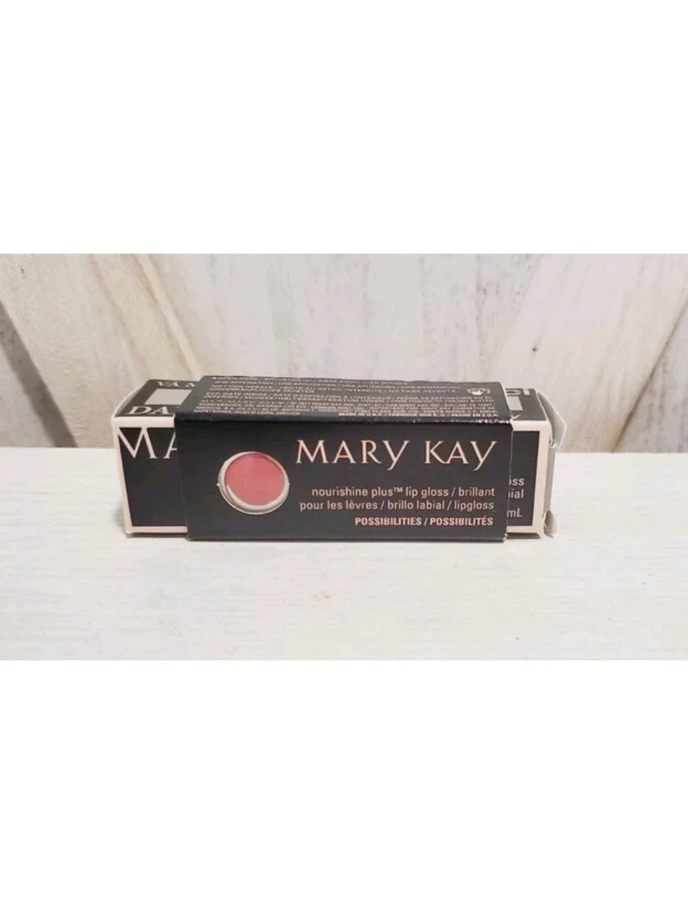 Mary Kay NouriShine Plus Lipgloss  Possibilities - Sample Included - New in Box